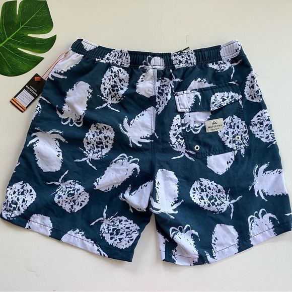 🔸WATERMAN Pineapple Web Volleys Shorts🔸 - Picture 5 of 7